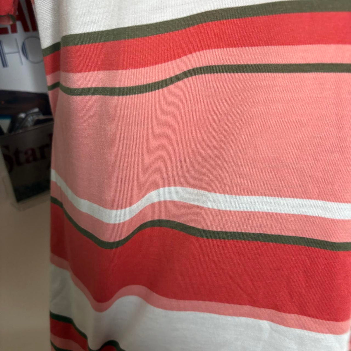 2000s y2k pink red stripe t-shirt