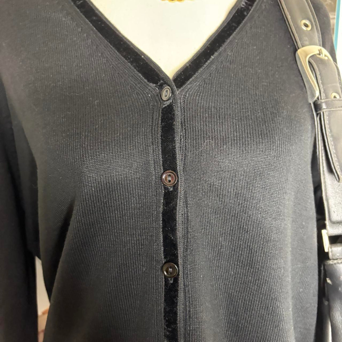 deadstock NWT 90s black button up long sleeve cardigan